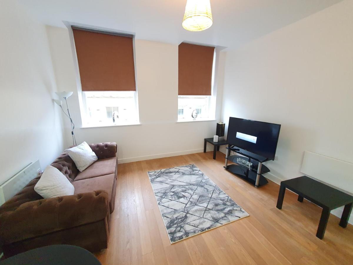 Smart Living Gallon * Bradford (West Yorkshire)